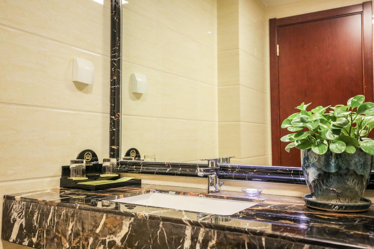 Xin Jue Jiayi Hotel Airport And International Resort Shanghai Esterno foto